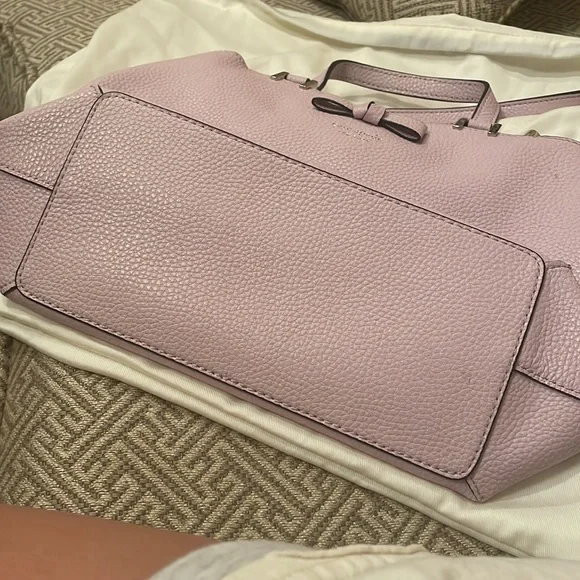 LAST HOURS OR WILL BE DONATED!
NWOT Kate Spade Lilac Purse - Picture 4 of 4